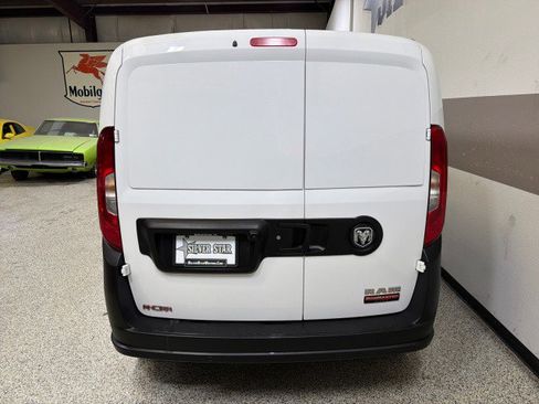 Used 2021 RAM ProMaster City Tradesman image 8