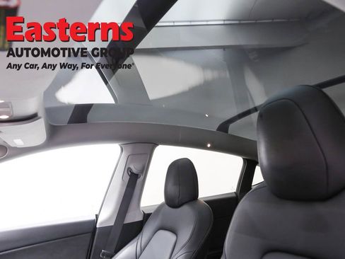 Used 2021 Tesla Model Y Long Range image 31