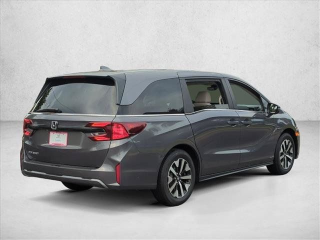 Certified 2026 Honda Odyssey EX-L image 5