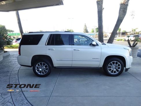 Used 2015 GMC Yukon Denali w/ Open Road Package AWD/4WD image 9