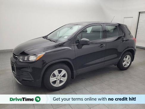 Used 2020 Chevrolet Trax LS w/ LPO, Protection Package FWD image 1