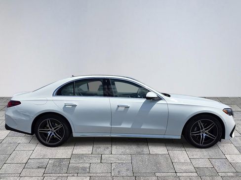 New 2026 Mercedes-Benz E 450 4MATIC Sedan image 8