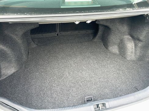 Used 2017 Toyota Camry SE image 34