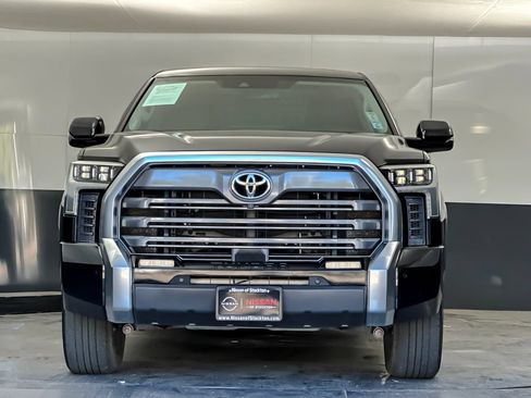 Used 2023 Toyota Tundra Limited AWD/4WD image 8