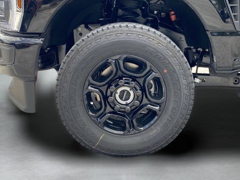 New 2026 Ford F250 XL w/ STX Appearance Package AWD/4WD image 31