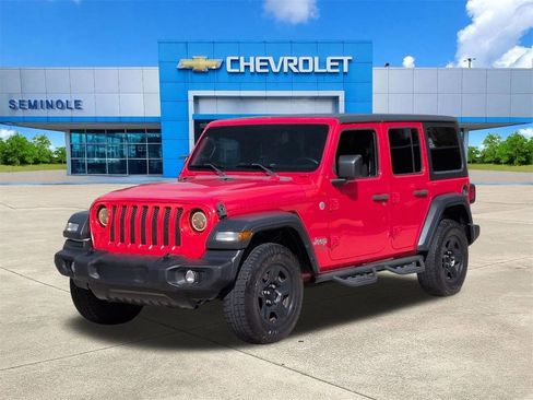 Used 2018 Jeep Wrangler Unlimited Sport AWD/4WD image 2