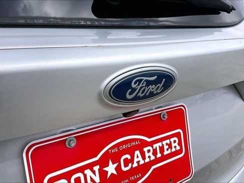 Used 2018 Ford Escape SE w/ SE Sport Appearance Package image 27