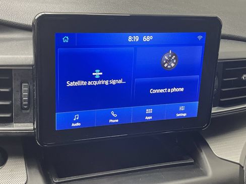 Used 2020 Ford Explorer XLT w/ Equipment Group 202A AWD/4WD image 25