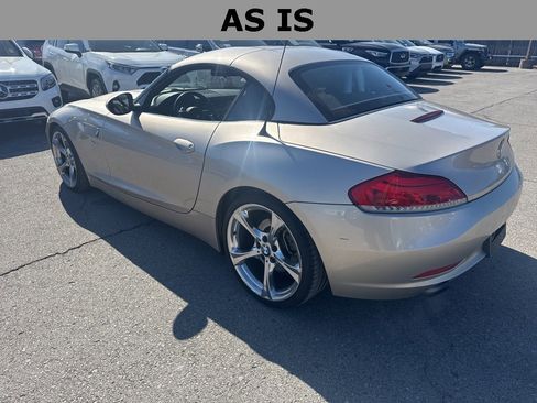 Used 2009 BMW Z4 sDrive35i image 7