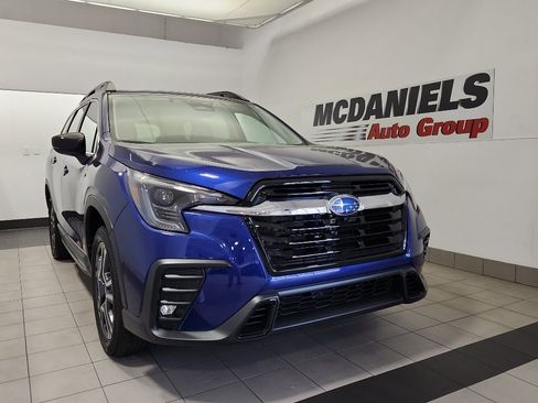 Used 2026 Subaru Ascent Limited w/ Popular Package #2 AWD/4WD image 1