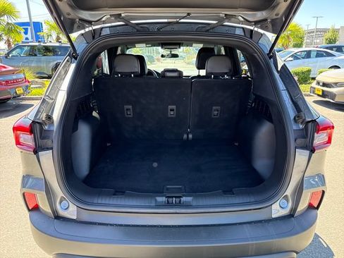 Used 2025 Ford Escape ST-Line AWD/4WD image 25
