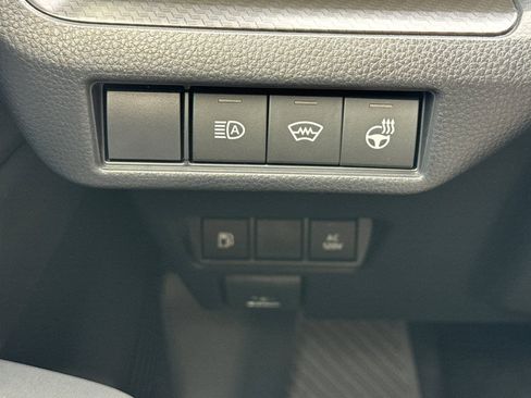 New 2026 Toyota Prius Plug-In Hybrid FWD image 29