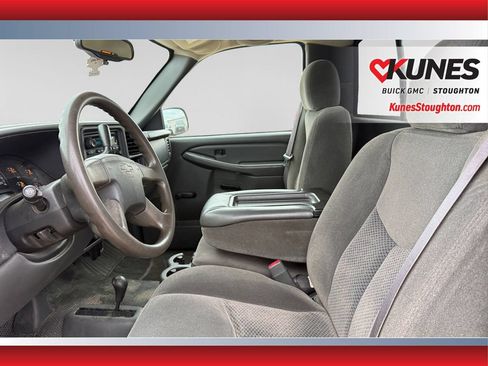 Used 2006 Chevrolet Silverado 1500 W/T AWD/4WD image 17