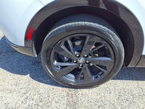 Used 2023 Buick Envision Essence w/ Sport Touring Package AWD/4WD image 48
