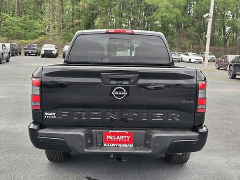 New 2026 Nissan Frontier SV AWD/4WD image 4