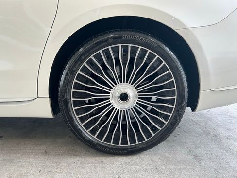Used 2021 Mercedes-Benz Maybach S 580 4MATIC image 15
