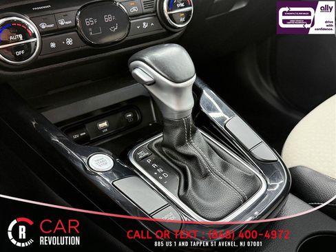 Used 2023 Kia Soul GT-Line FWD image 26