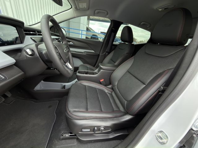 New 2027 Chevrolet Bolt RS FWD image 17