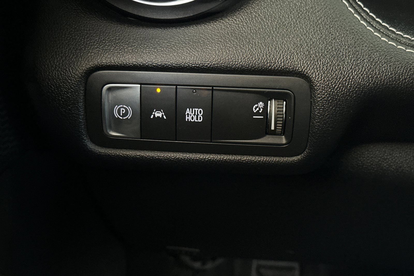 Used 2025 Chevrolet Blazer EV LT FWD image 35