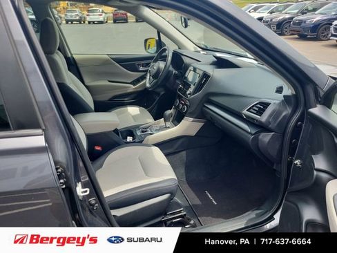 Used 2023 Subaru Forester Premium AWD/4WD image 11
