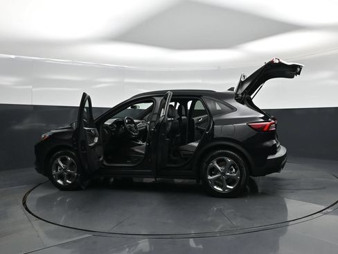 Used 2025 Ford Escape ST-Line FWD image 33