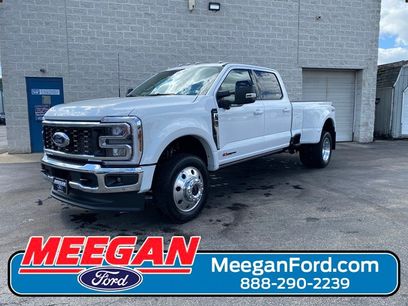 New 2026 Ford F450 Lariat w/ Lariat Ultimate Package