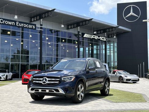 Certified 2022 Mercedes-Benz GLC 300 image 1