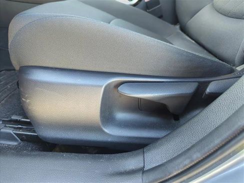 Certified 2022 Toyota Corolla LE image 8