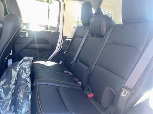 New 2025 Jeep Wrangler Unlimited Sahara image 10