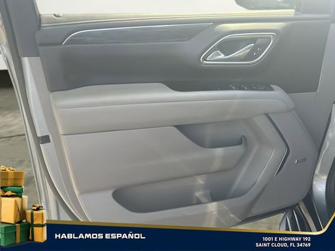 Used 2023 GMC Yukon SLT image 12