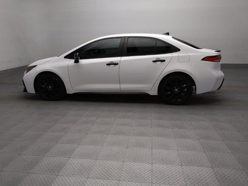 Used 2021 Toyota Corolla SE FWD image 3