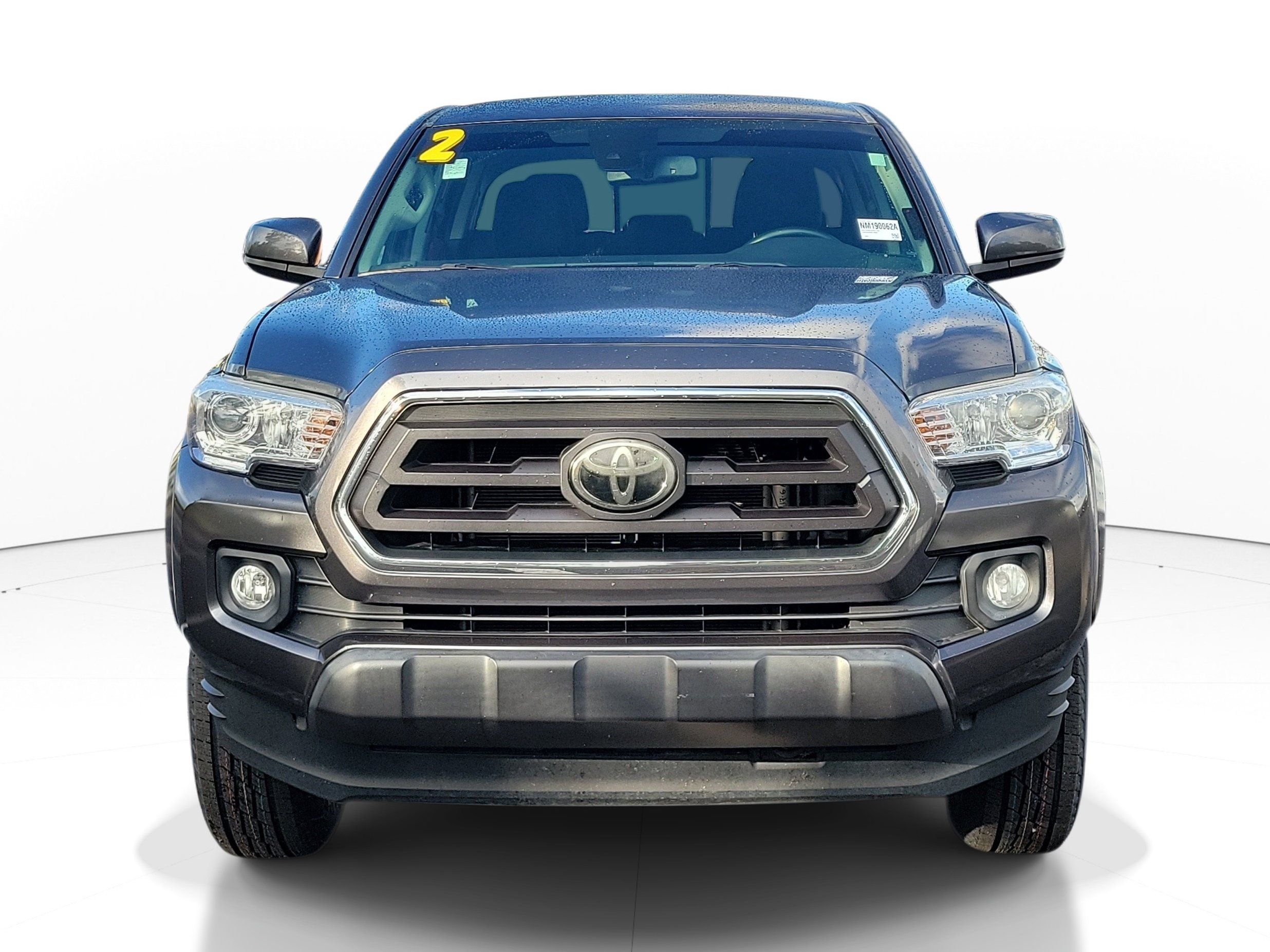 Used 2022 Toyota Tacoma SR5 RWD image 2