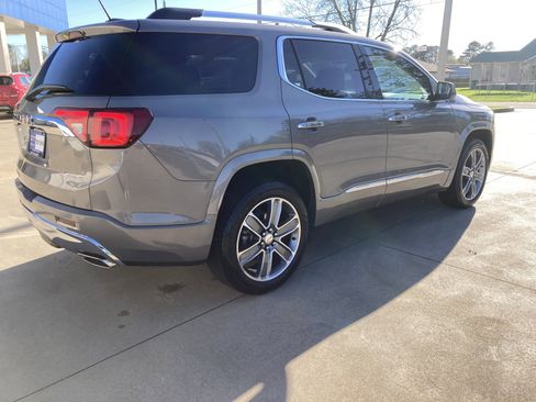Used 2019 GMC Acadia Denali w/ Technology Package image 6