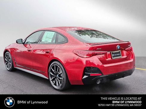 New 2026 BMW 430i xDrive w/ M Sport Package AWD/4WD image 5