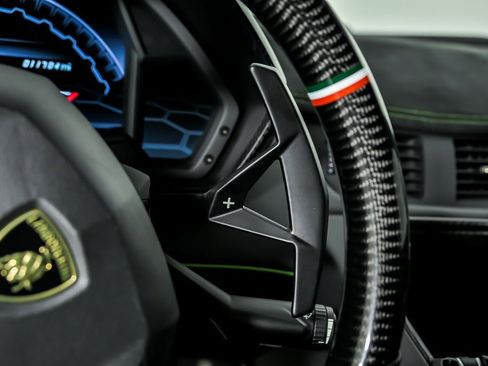 Used 2019 Lamborghini Aventador SVJ AWD/4WD image 34