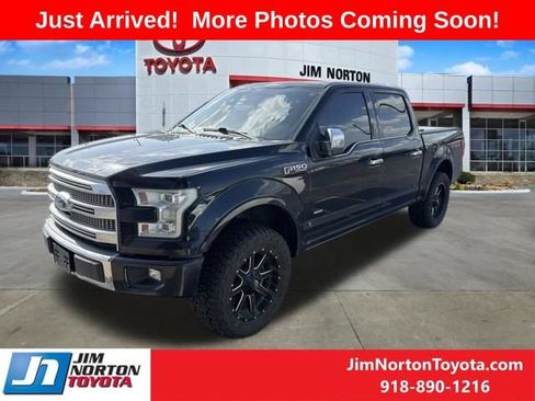 Used 2016 Ford F150 Platinum w/ Equipment Group 701A Luxury AWD/4WD image 3
