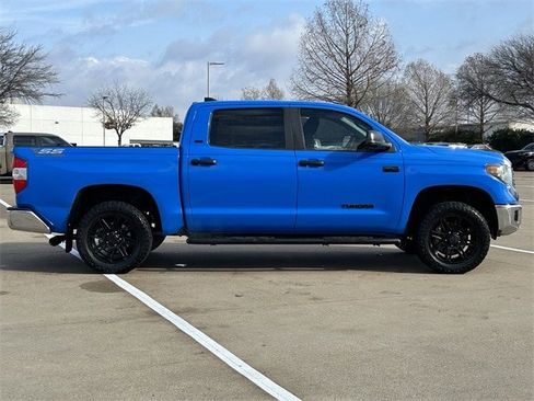 Used 2020 Toyota Tundra SR5 image 3
