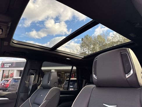 Used 2026 Cadillac Escalade Sport w/ Touring Package image 29