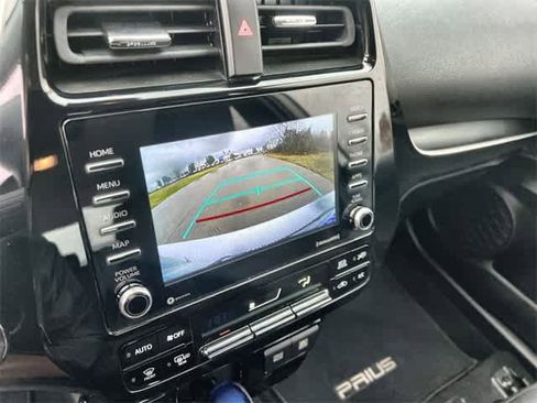 Used 2022 Toyota Prius L Eco image 26