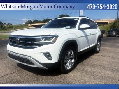 Used 2023 Volkswagen Atlas SE w/ Panoramic Sunroof Package