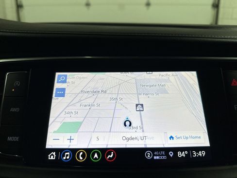 Used 2022 Buick Enclave Avenir w/ Avenir Technology Package image 28