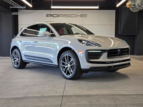 New 2026 Porsche Macan AWD/4WD image 30