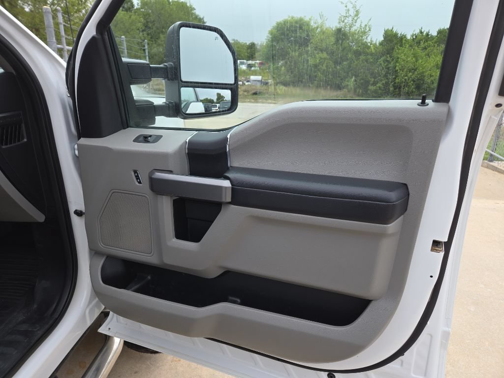Used 2018 Ford F350 XLT AWD/4WD image 16