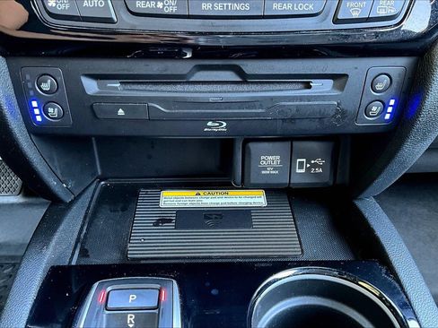 Used 2022 Honda Pilot Black Edition image 17