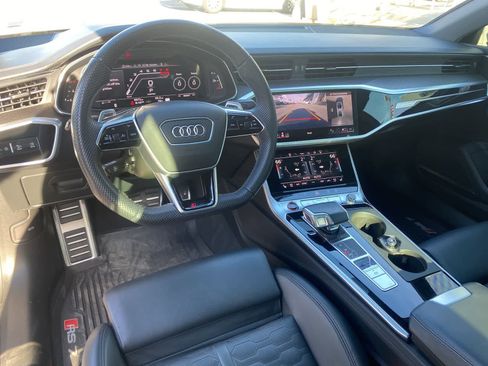 Used 2024 Audi RS 7 Performance image 10