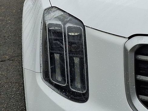 Used 2024 Kia Telluride S w/ S Sunroof Package image 11