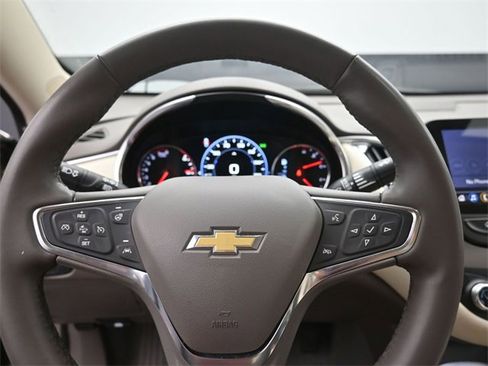 Used 2024 Chevrolet Malibu LT image 19