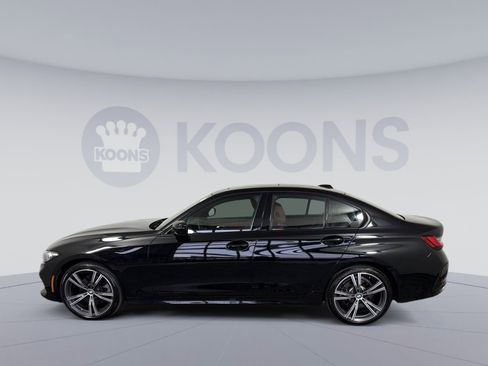 Used 2023 BMW 330i xDrive Sedan w/ Premium Package image 2