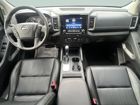 Used 2024 Nissan Frontier SL w/ Technology Package RWD image 11