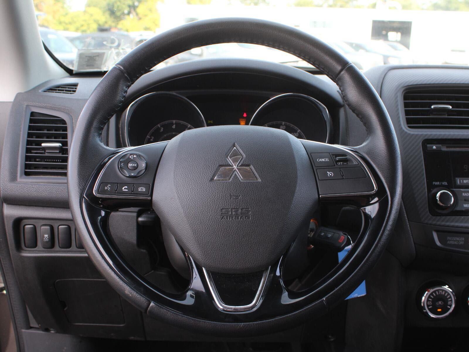 Used 2017 Mitsubishi Outlander Sport LE AWD/4WD image 10